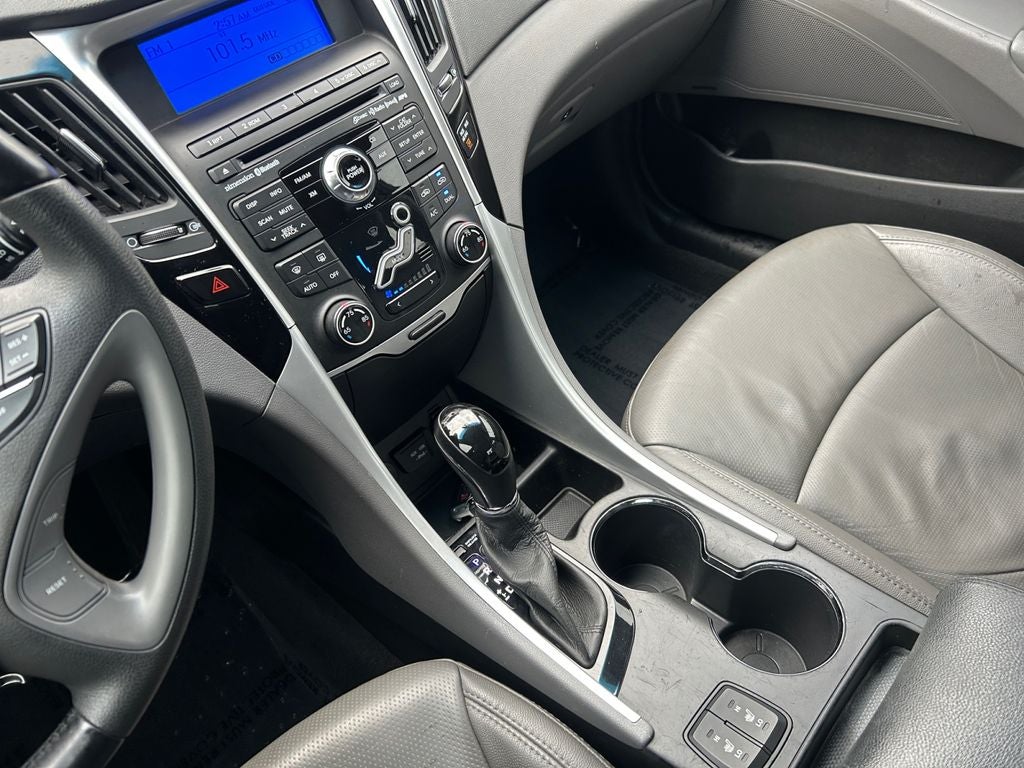 2011 Hyundai SONATA Limited