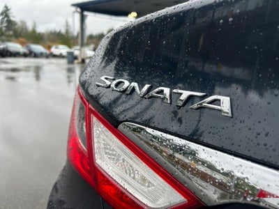 2011 Hyundai SONATA Limited