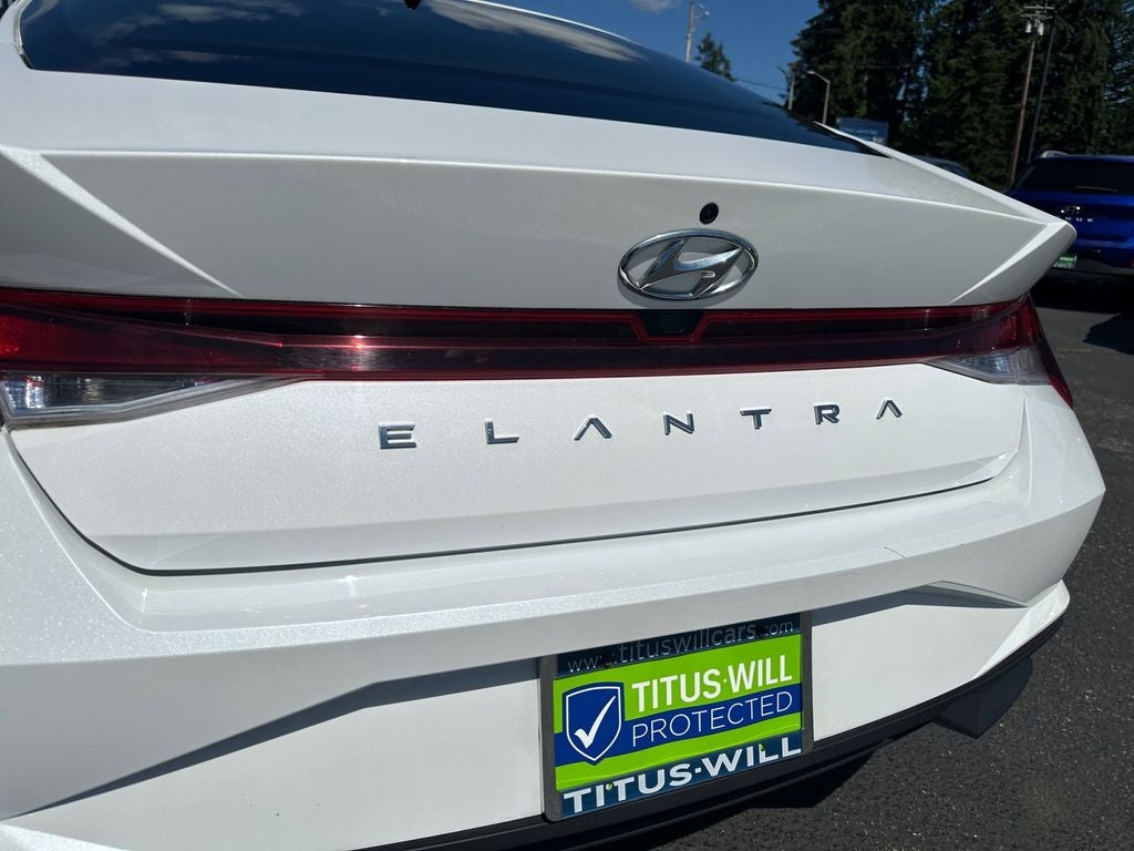 2022 Hyundai ELANTRA SEL