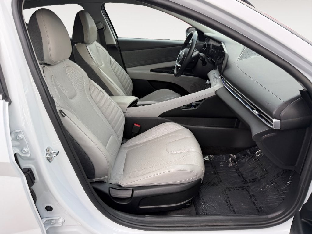 2021 Hyundai ELANTRA Limited
