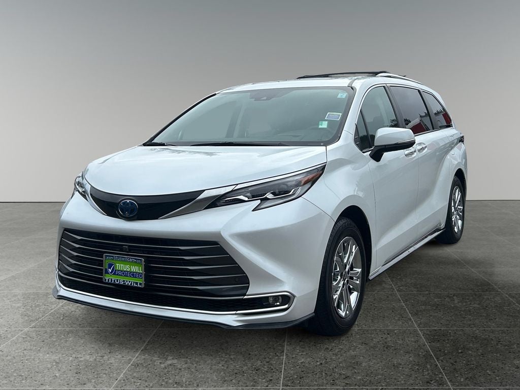 2022 Toyota Sienna Platinum 7 Passenger