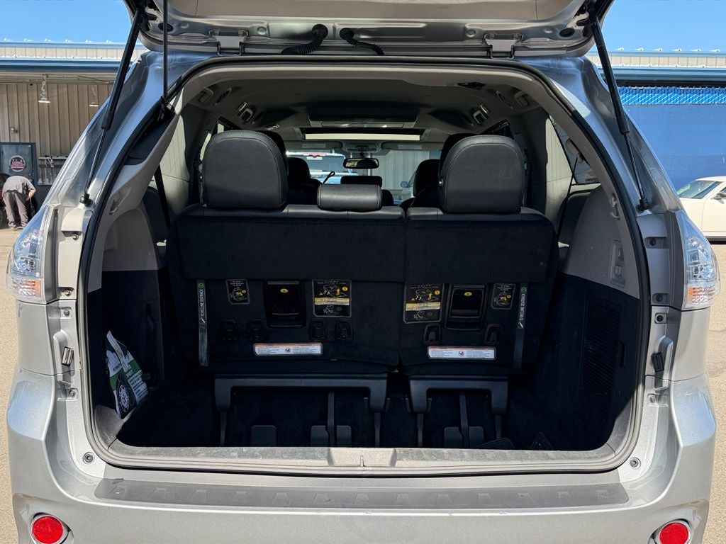 2015 Toyota Sienna SE 7 Passenger
