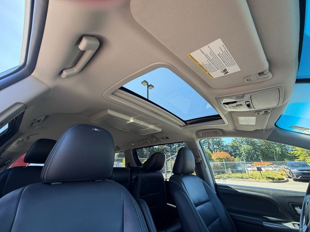 2015 Toyota Sienna SE 7 Passenger