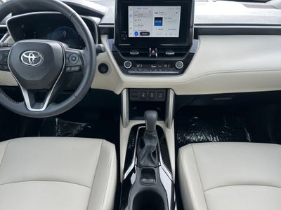 2024 Toyota Corolla Cross XLE