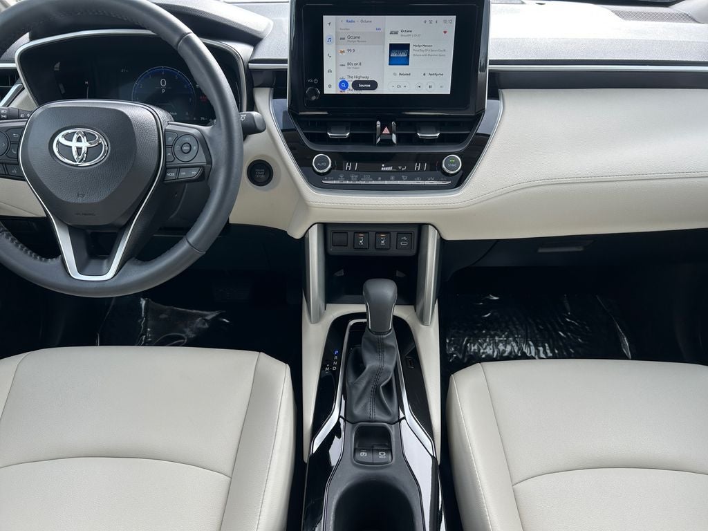 2024 Toyota Corolla Cross XLE