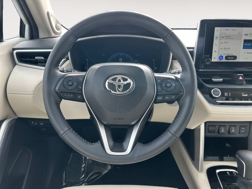 2024 Toyota Corolla Cross XLE