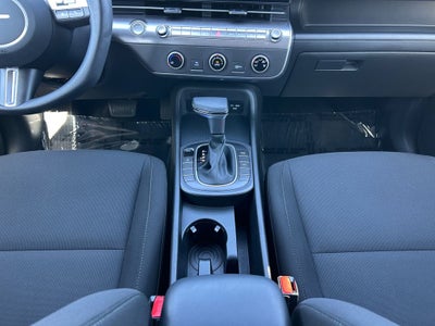 2025 Hyundai KONA SE