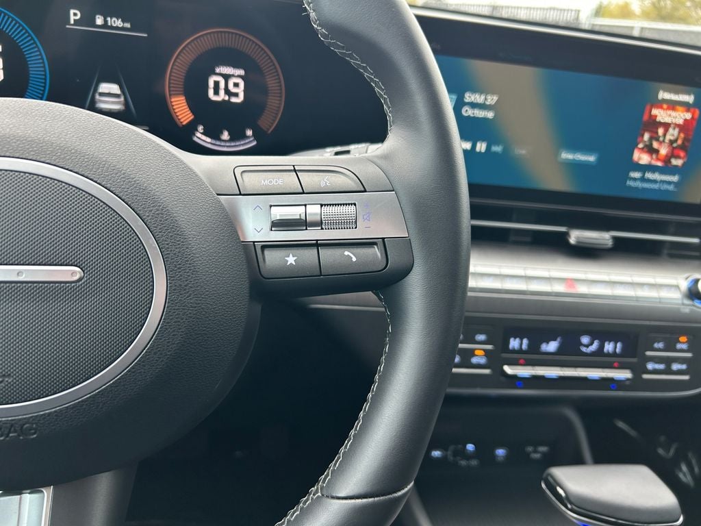 2025 Hyundai KONA SEL