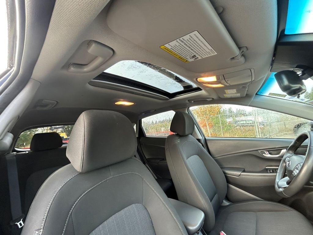 2022 Hyundai KONA SEL