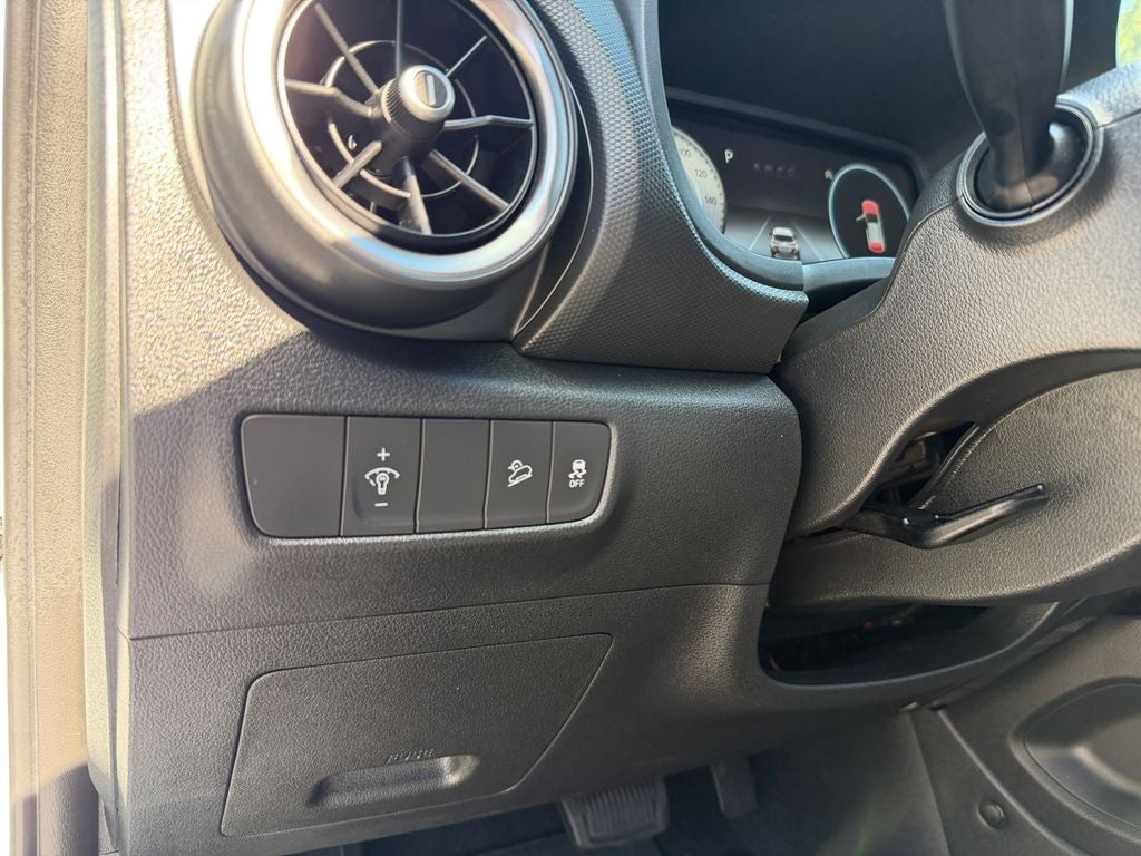 2022 Hyundai KONA Limited