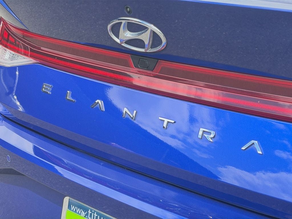 2023 Hyundai ELANTRA Limited