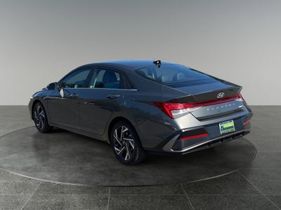 2025 Hyundai ELANTRA Limited