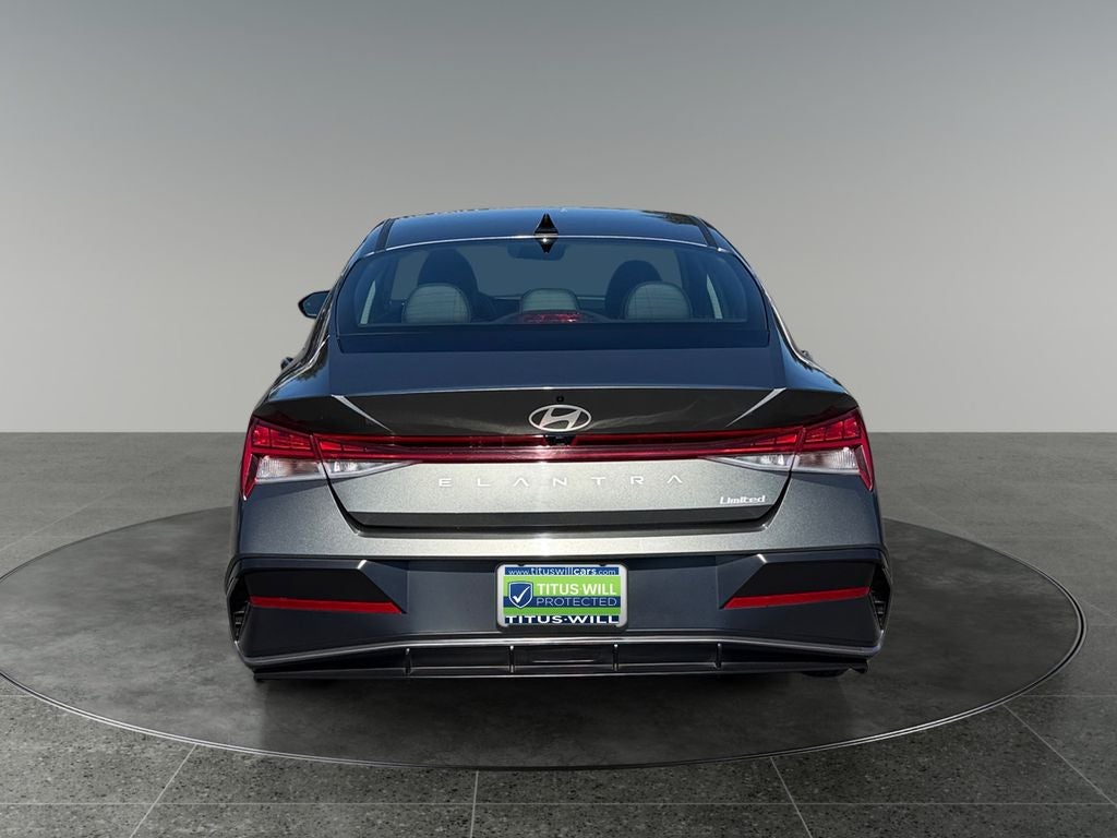 2025 Hyundai ELANTRA Limited