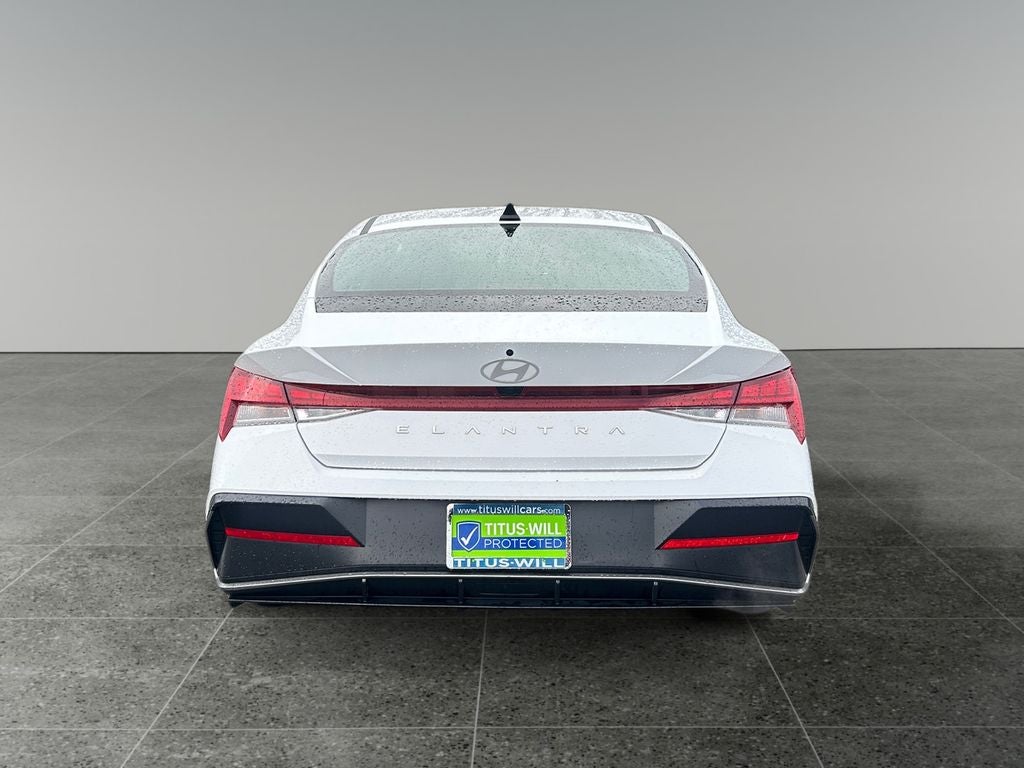 2025 Hyundai ELANTRA SEL Convenience