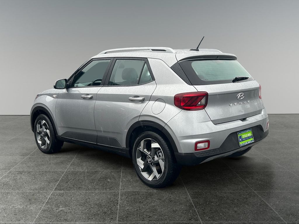 2025 Hyundai VENUE SEL