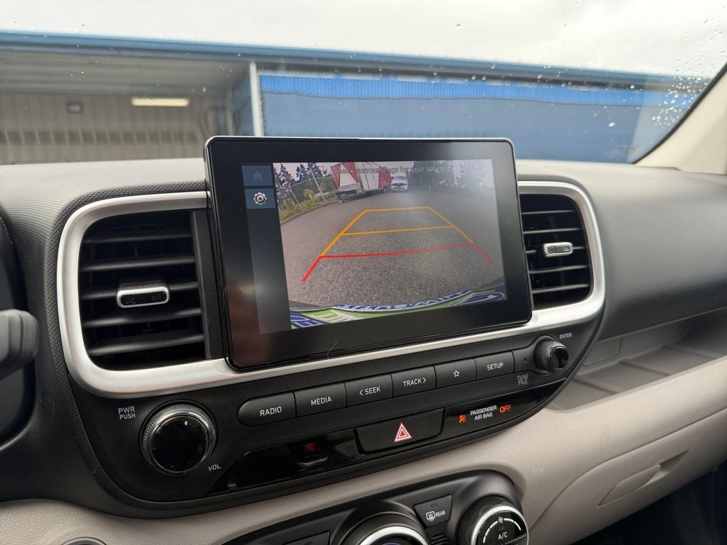 2025 Hyundai VENUE SEL