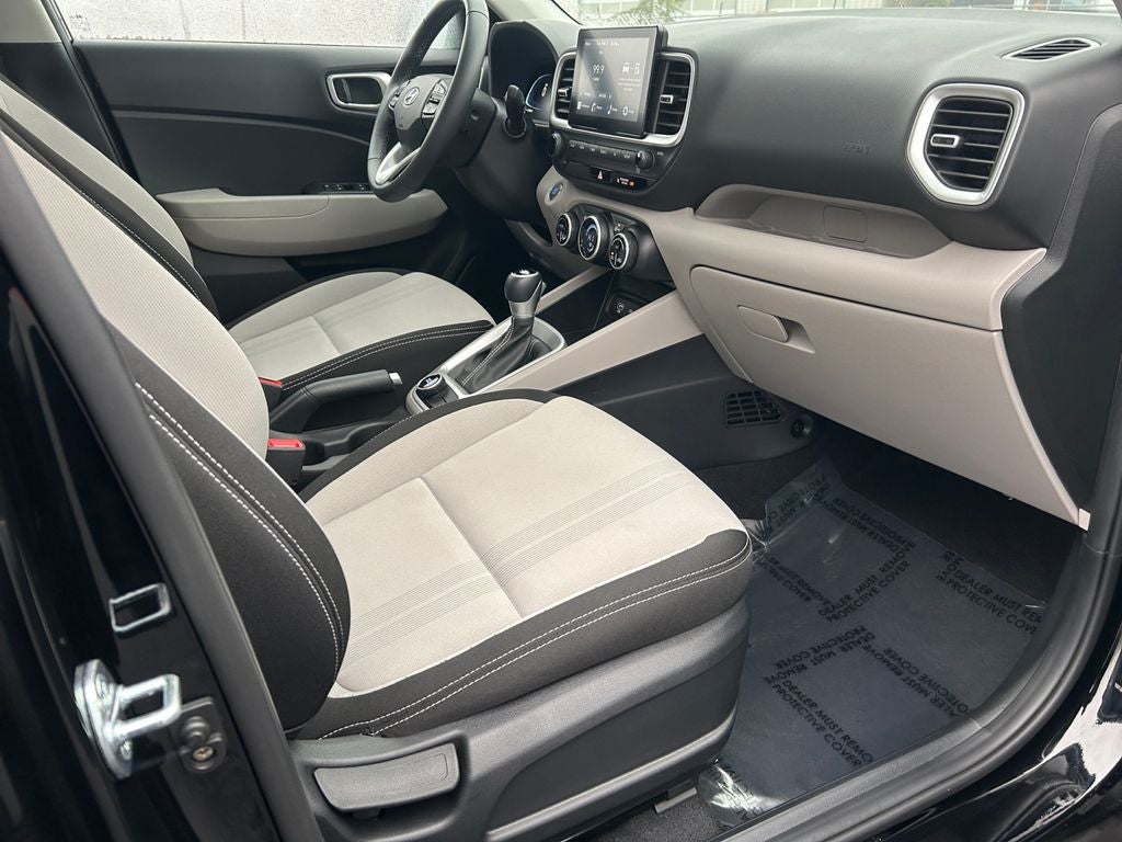 2025 Hyundai VENUE SEL