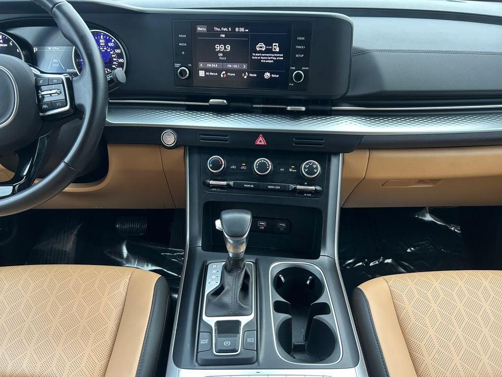 2024 Kia Carnival LX