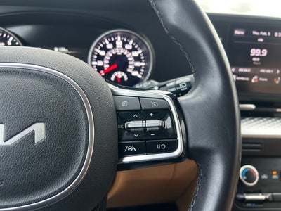 2024 Kia Carnival LX