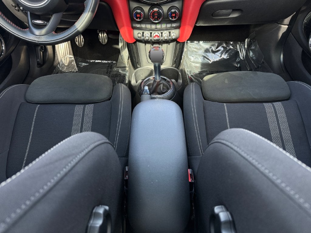 2016 MINI John Cooper Works Base