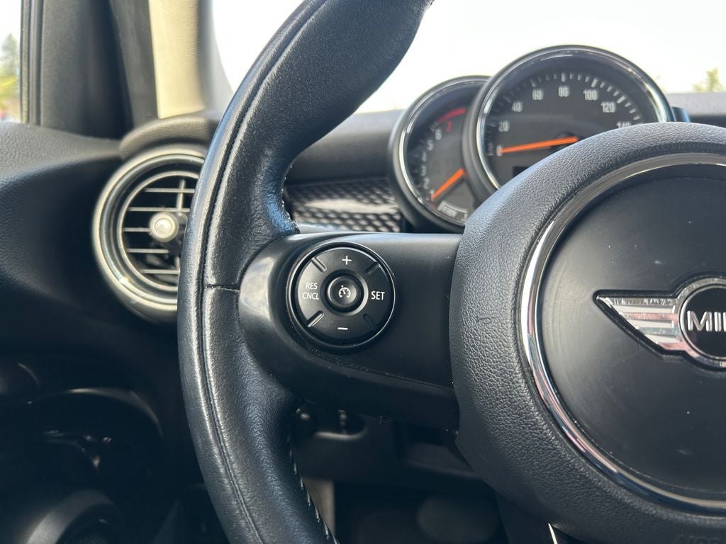 2017 MINI Cooper S Base