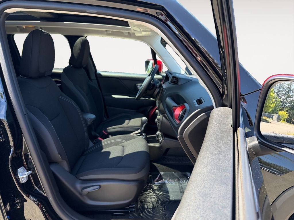 2023 Jeep Renegade Latitude RED Edition