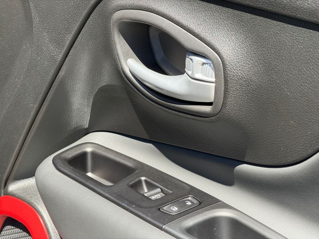 2023 Jeep Renegade Latitude RED Edition