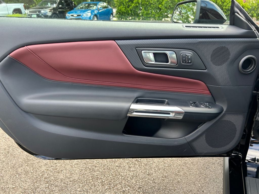 2025 Ford Mustang EcoBoost Premium
