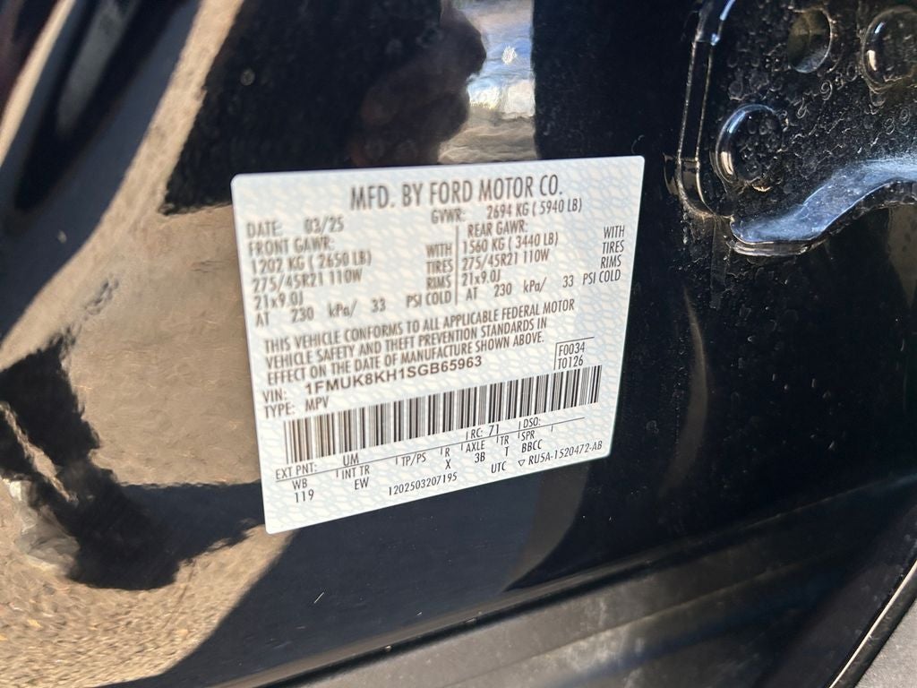 2025 Ford Explorer ST-Line