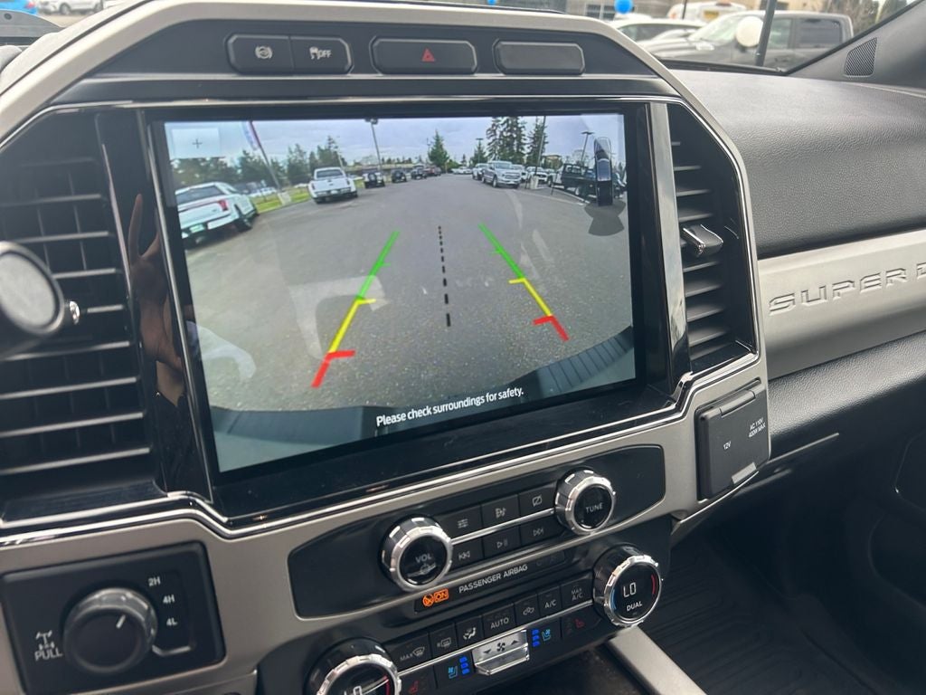 2022 Ford F-350SD Lariat