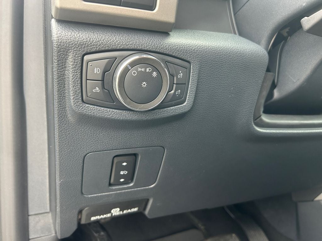 2022 Ford F-350SD Lariat