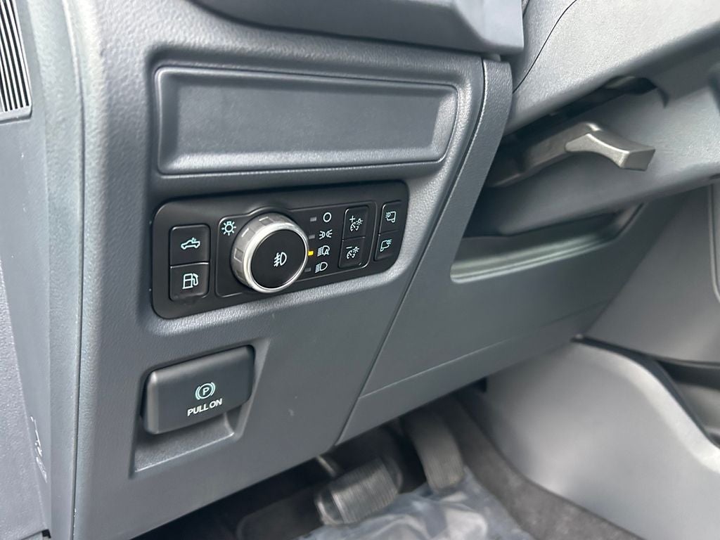 2025 Ford F-150 XLT Hybrid