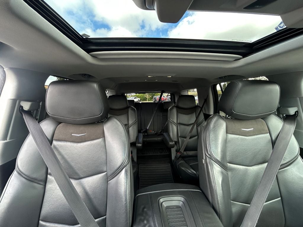 2017 Cadillac Escalade Luxury