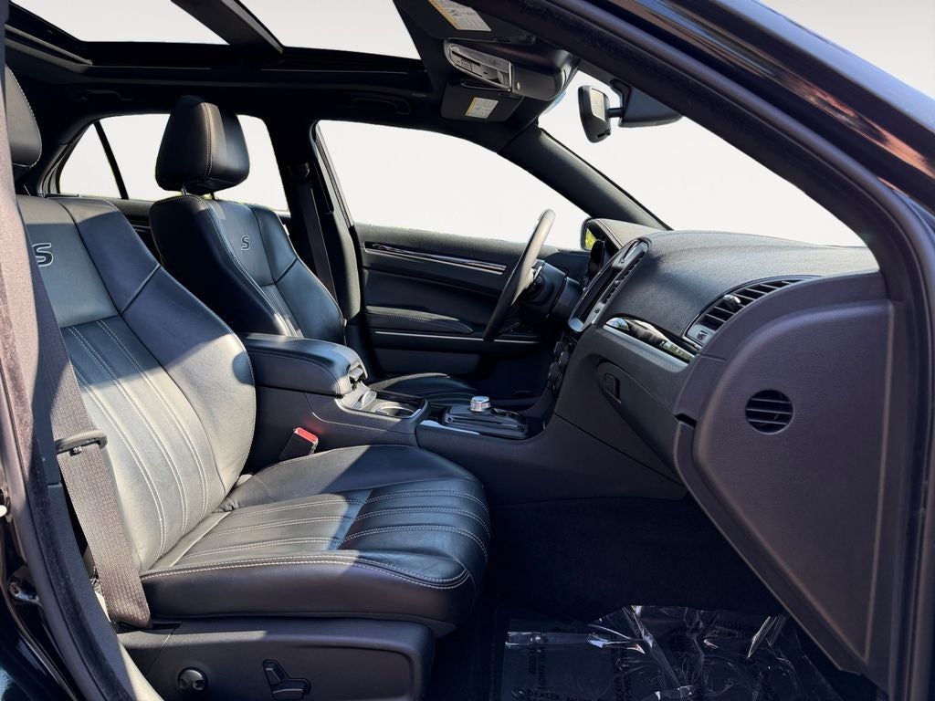 2023 Chrysler 300 S