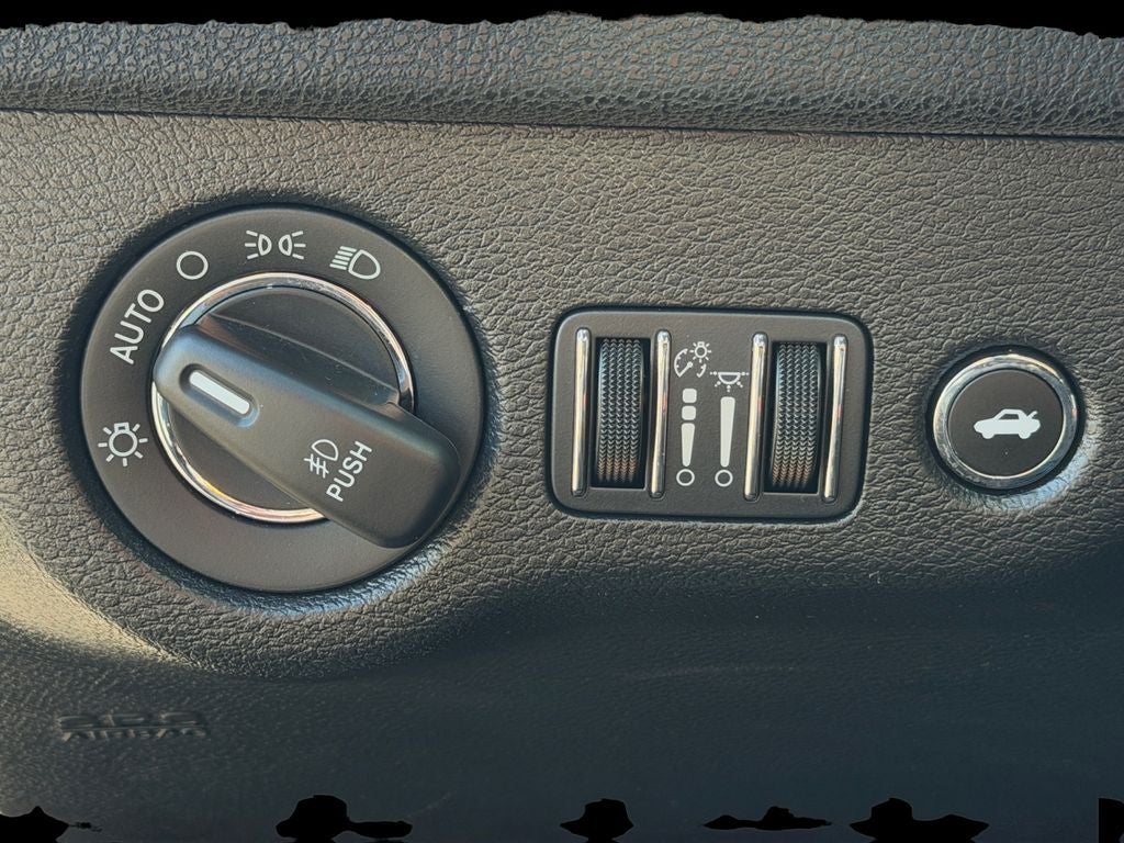 2023 Chrysler 300 S