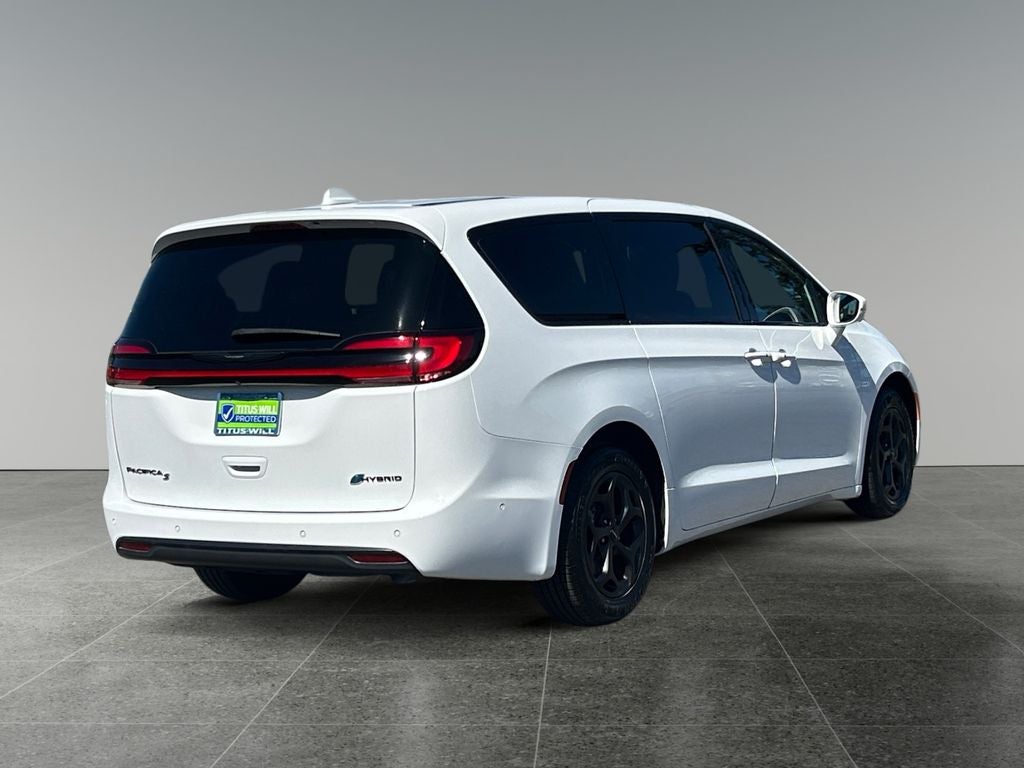 2022 Chrysler Pacifica Hybrid Limited