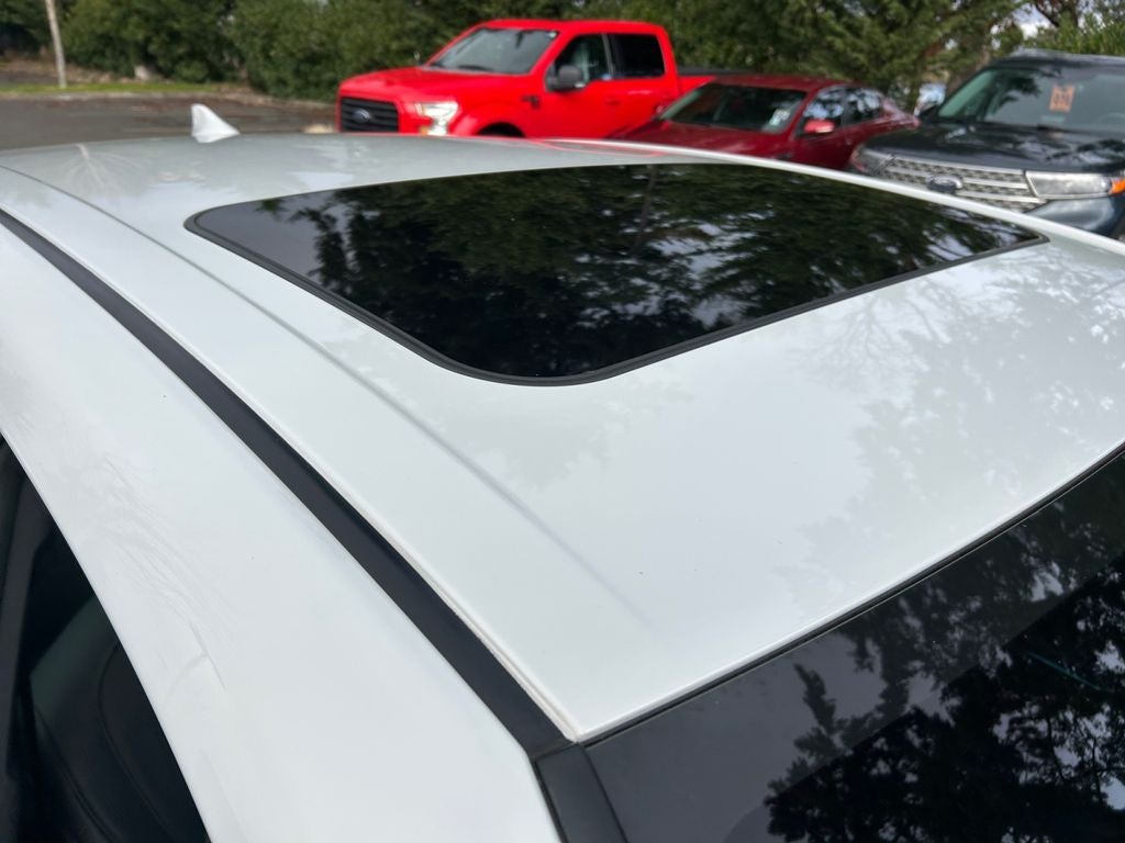 2022 Toyota Avalon Hybrid Limited