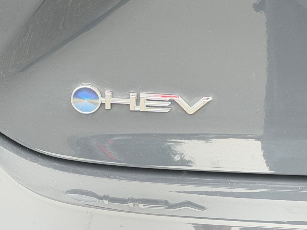2026 Toyota Camry SE Hybrid