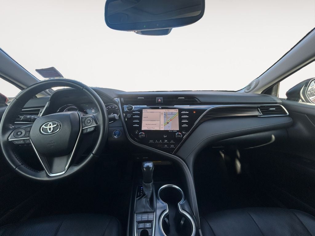 2020 Toyota Camry Hybrid XLE