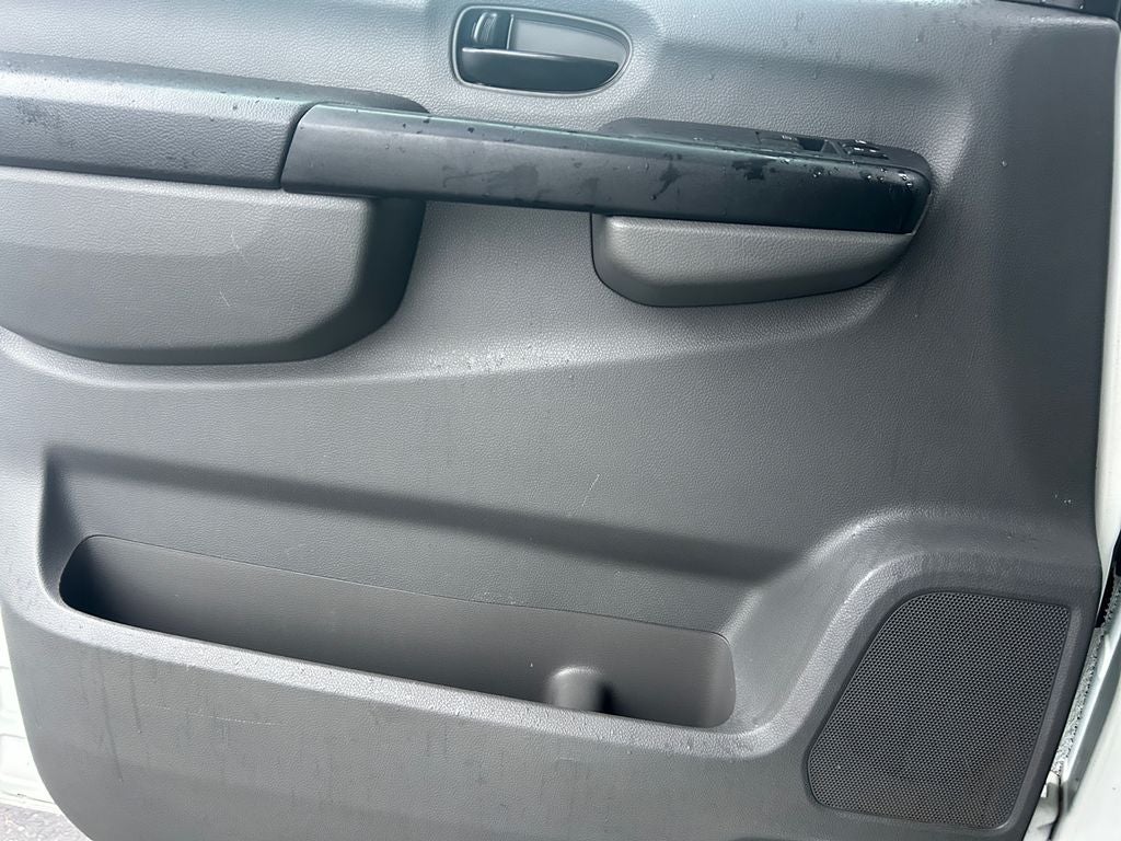 2014 Nissan NV Passenger SL