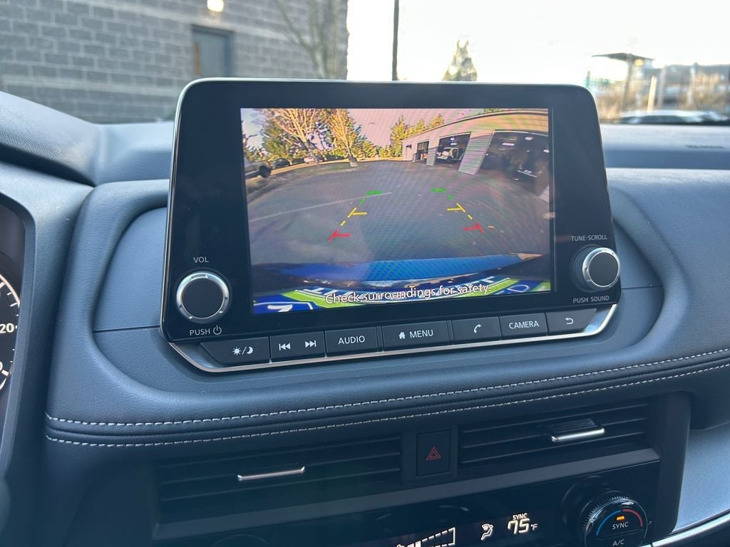 2025 Nissan Rogue SV