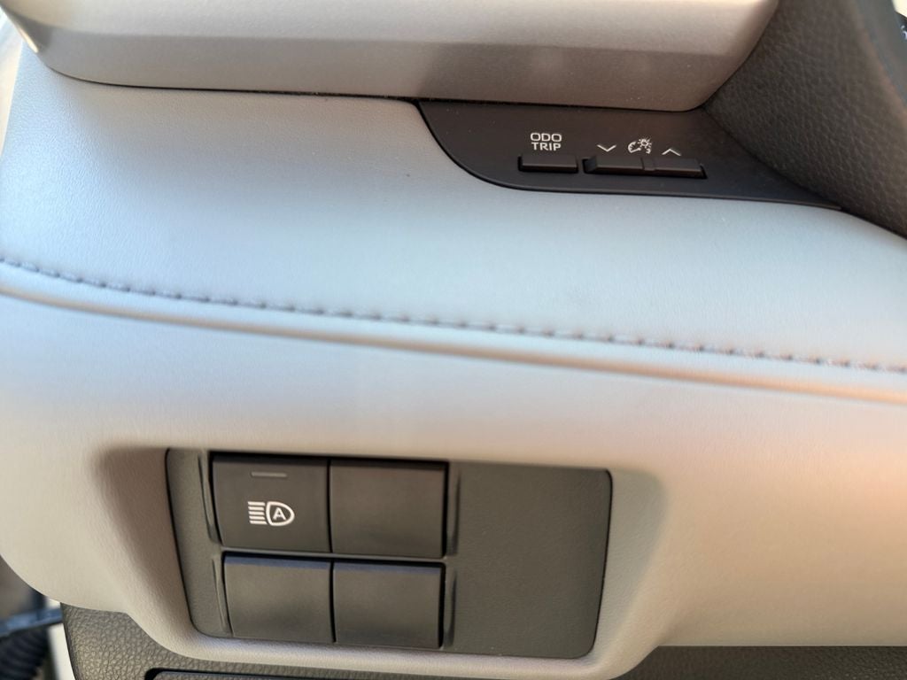 2021 Toyota Highlander L
