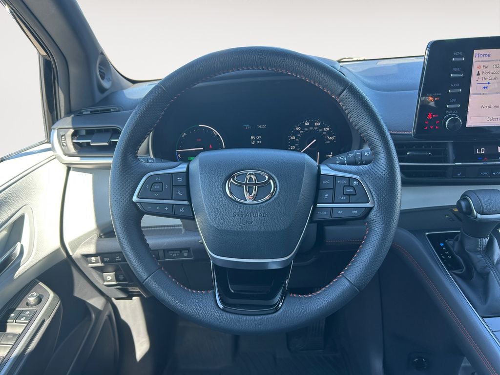 2022 Toyota Sienna XSE 7 Passenger
