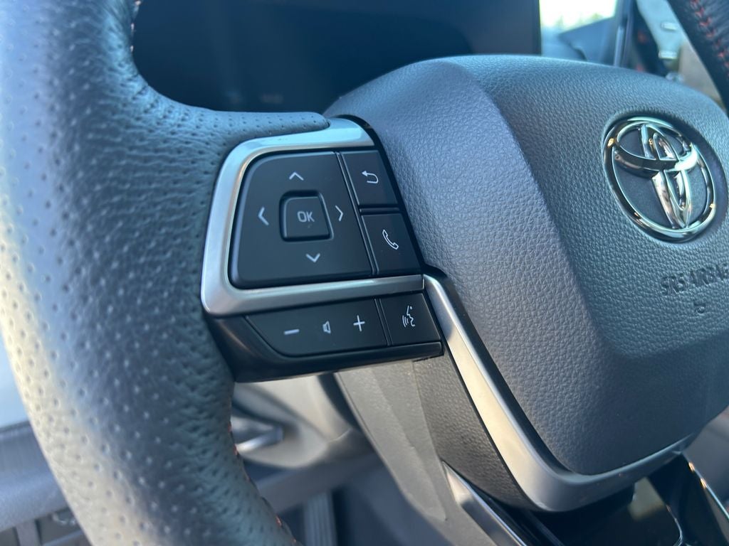 2022 Toyota Sienna XSE 7 Passenger
