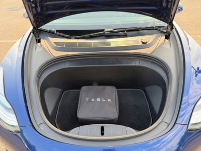 2018 Tesla Model 3 Base