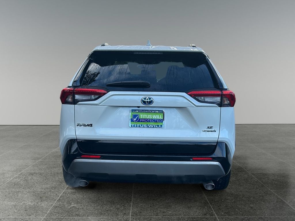 2022 Toyota RAV4 Hybrid SE
