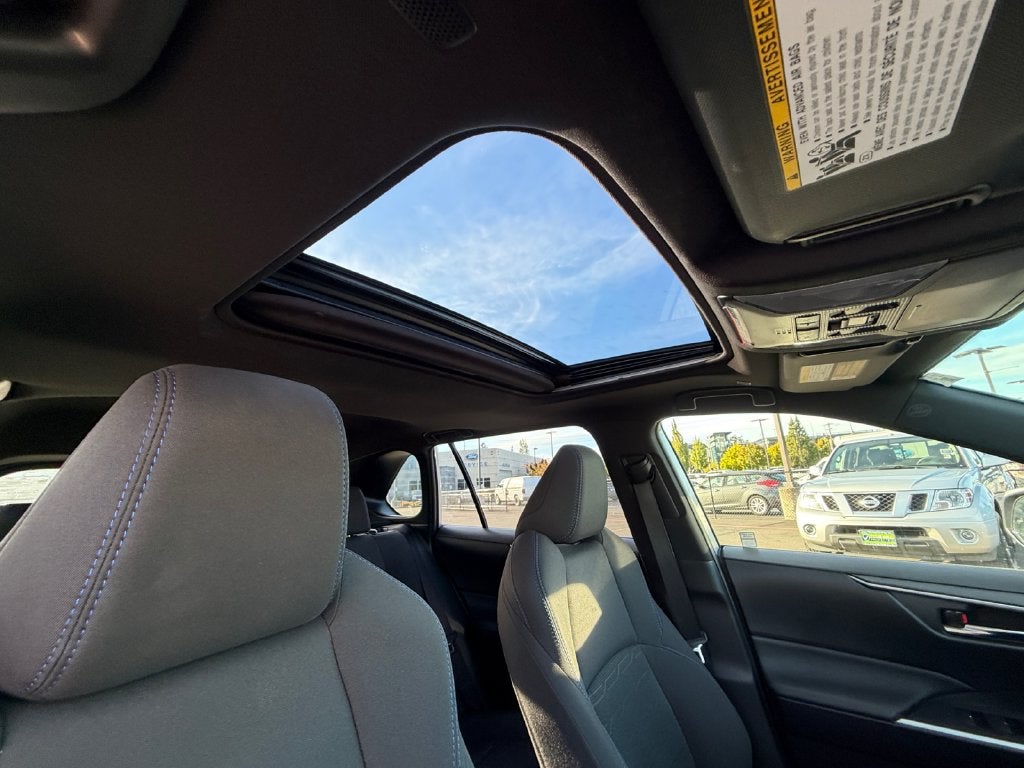 2023 Toyota RAV4 Hybrid SE