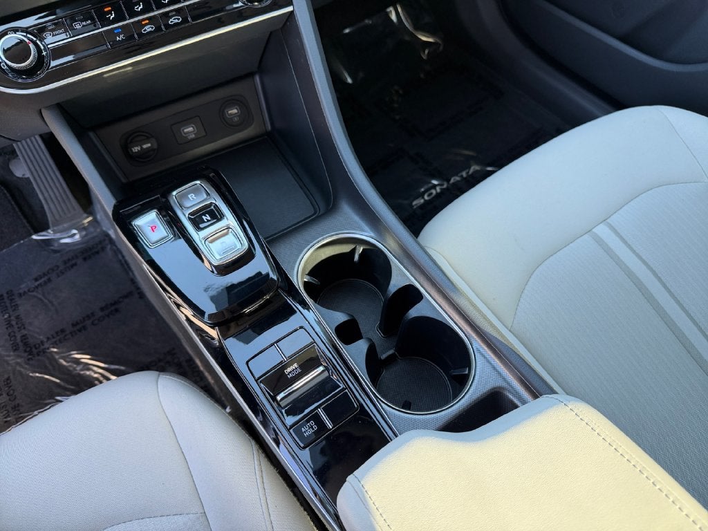 2023 Hyundai SONATA SE