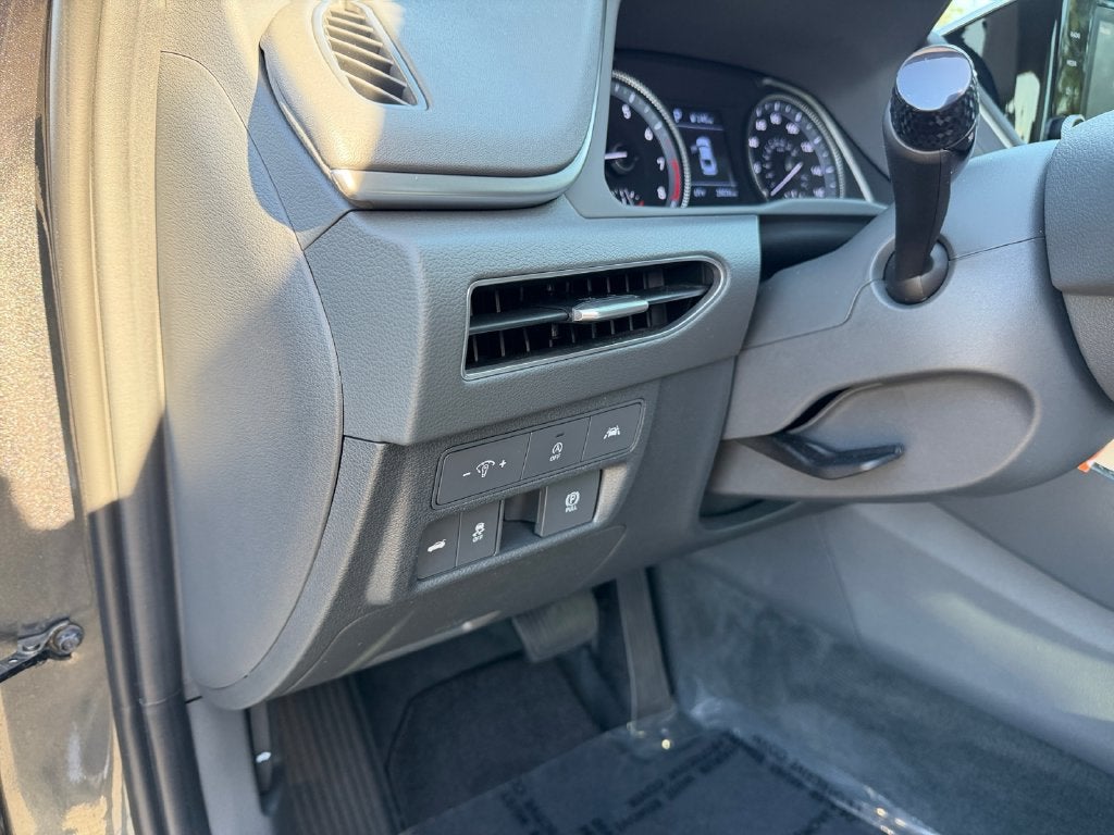 2023 Hyundai SONATA SE