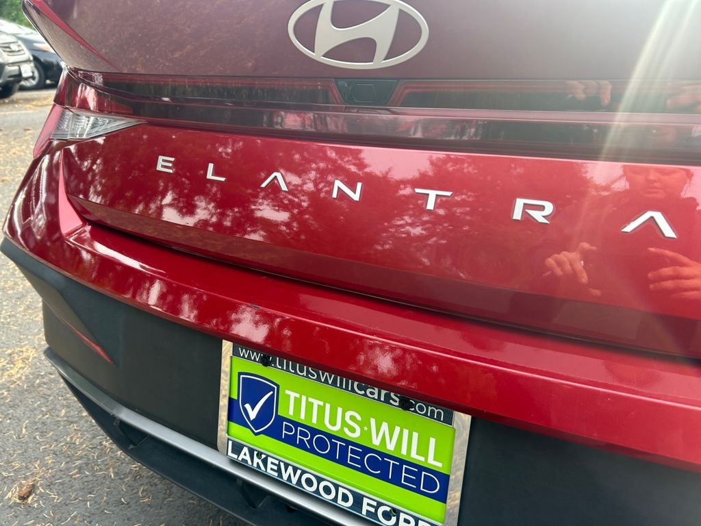 2024 Hyundai ELANTRA SEL